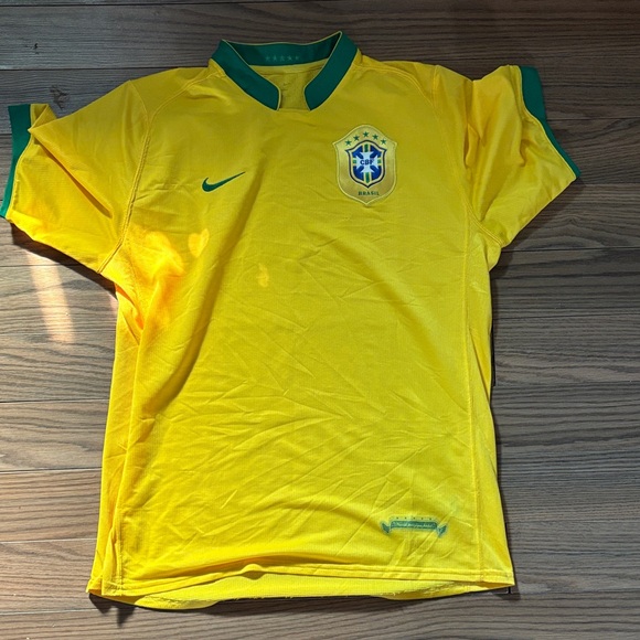 Other - Brazil Football JERSEY 2006  shirt About L